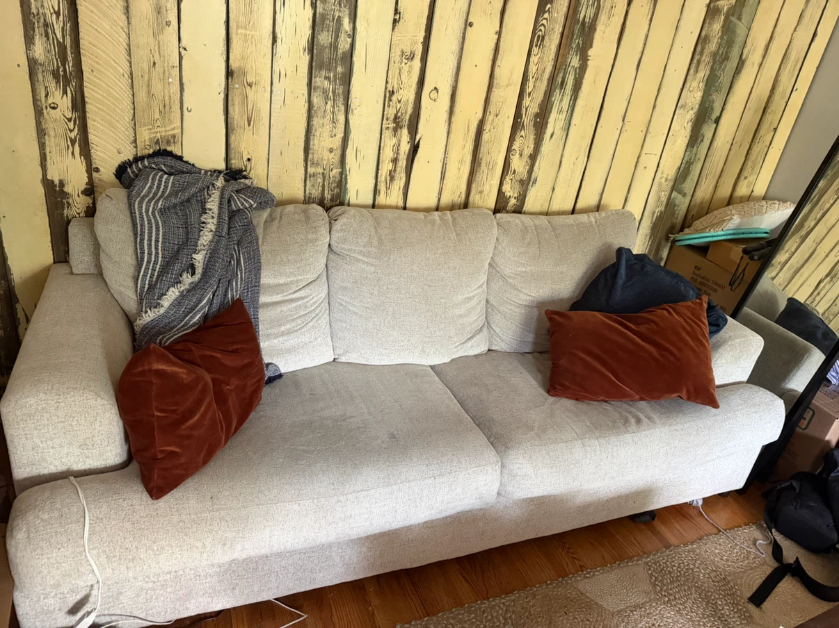 Soletren Sofa