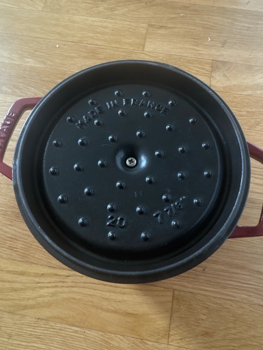 Staub Enameled Cast Iron Round Cocotte 4 Qt - photo 3