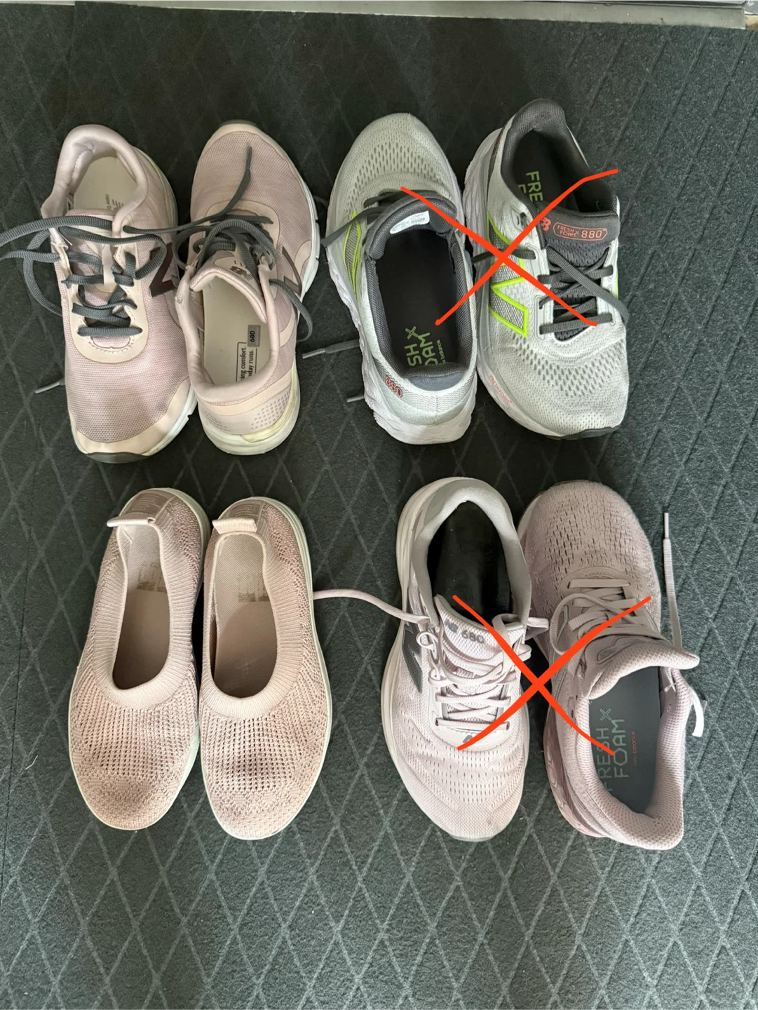 Washed! Lightly used women’s 6 wide New balance