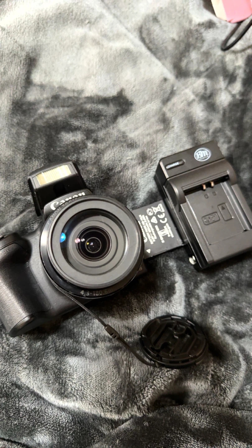 Canon Digital Camera with Charger - photo 3