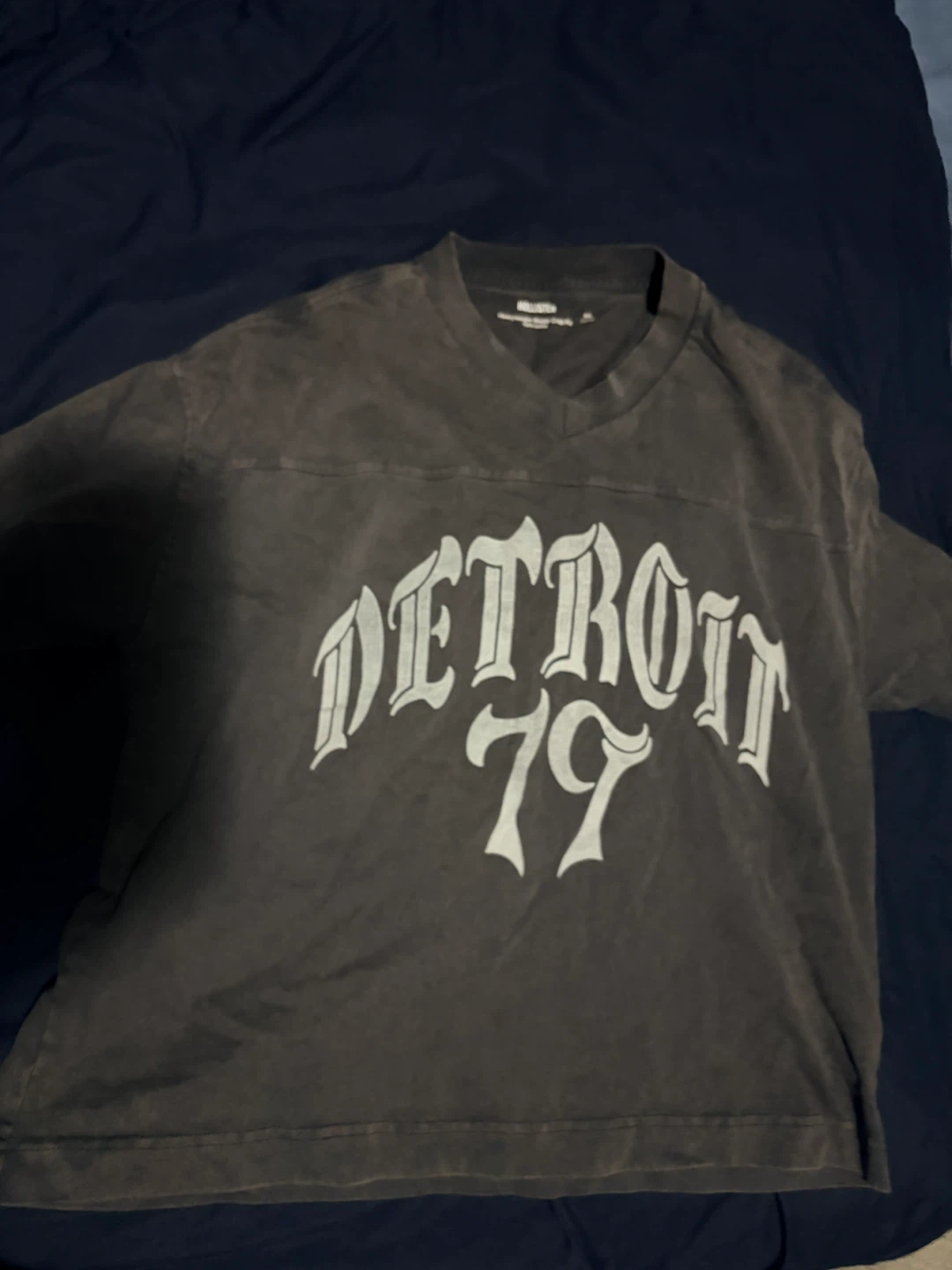 Hollister Detroit 79 T-Shirt - XS