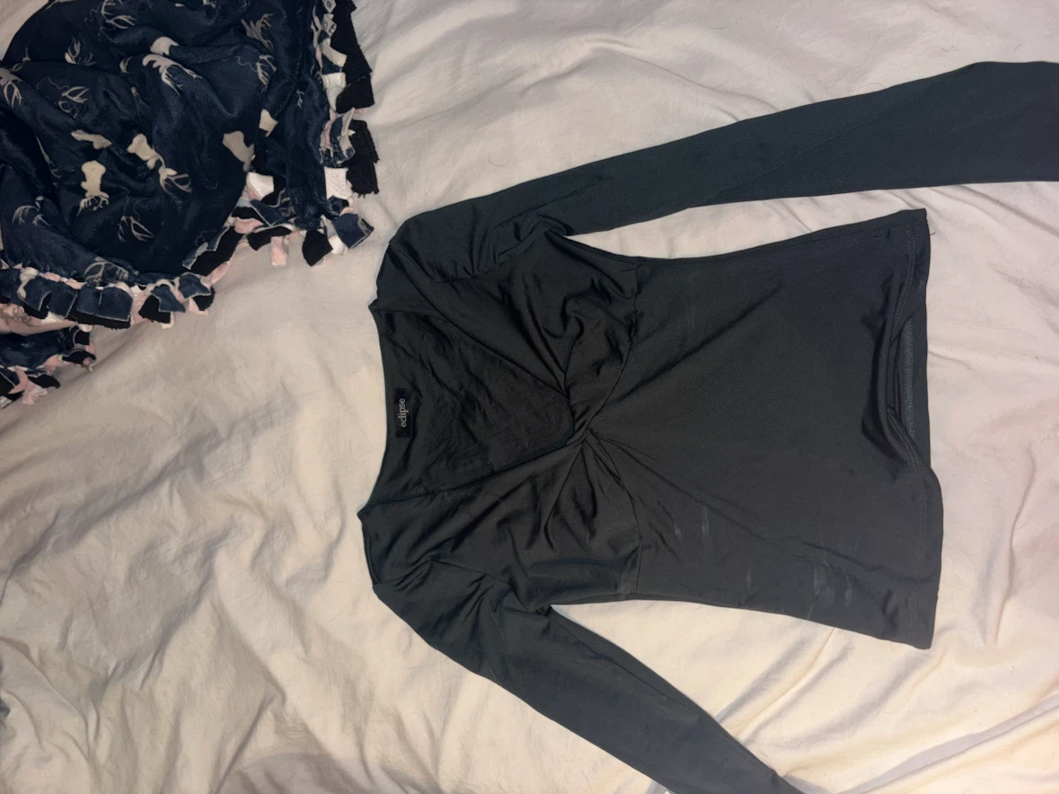 Eclipse Long Sleeve Twist Front Top
