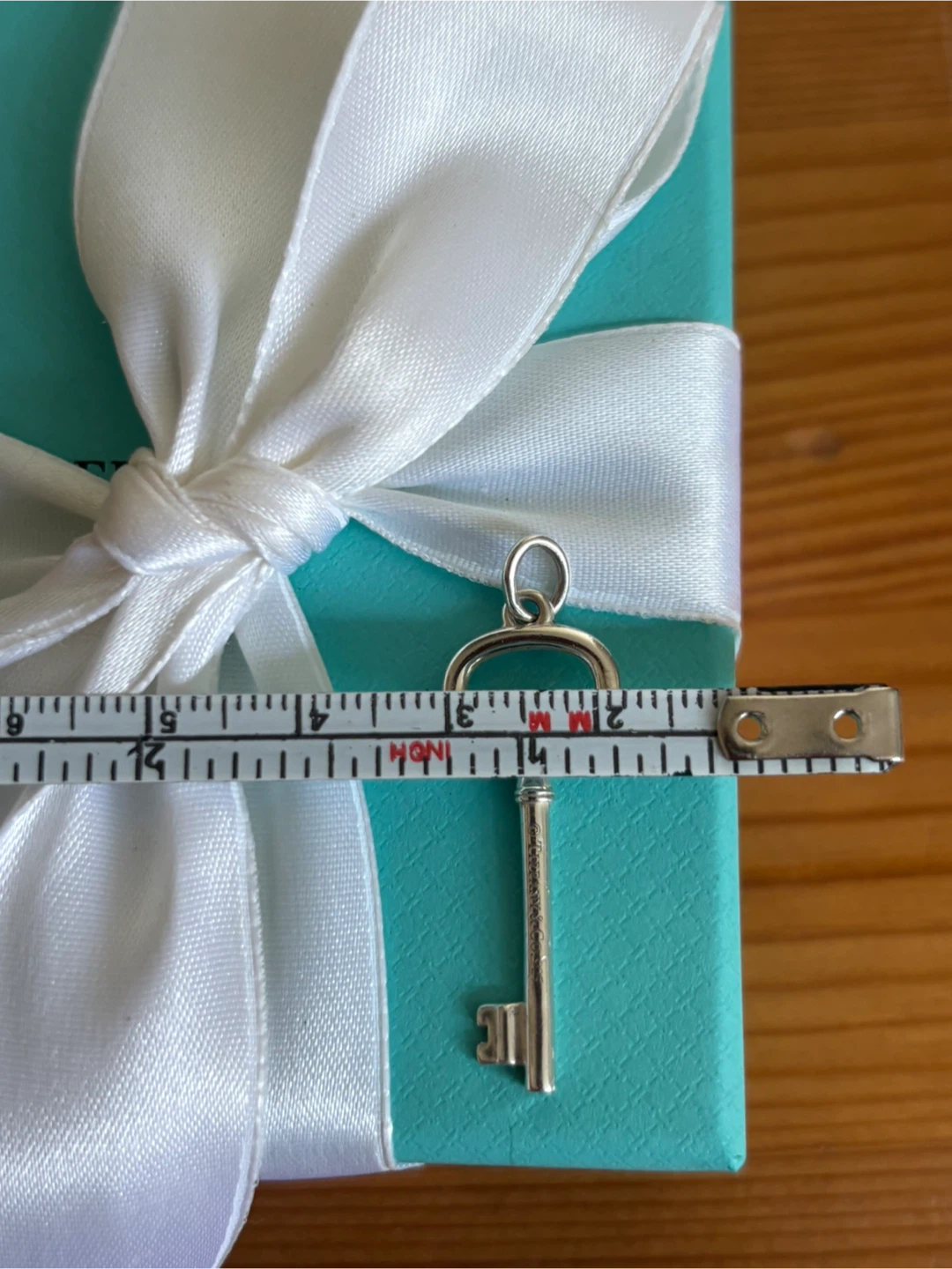 💯 Authentic Tiffany and Co. Oval Key - photo 5
