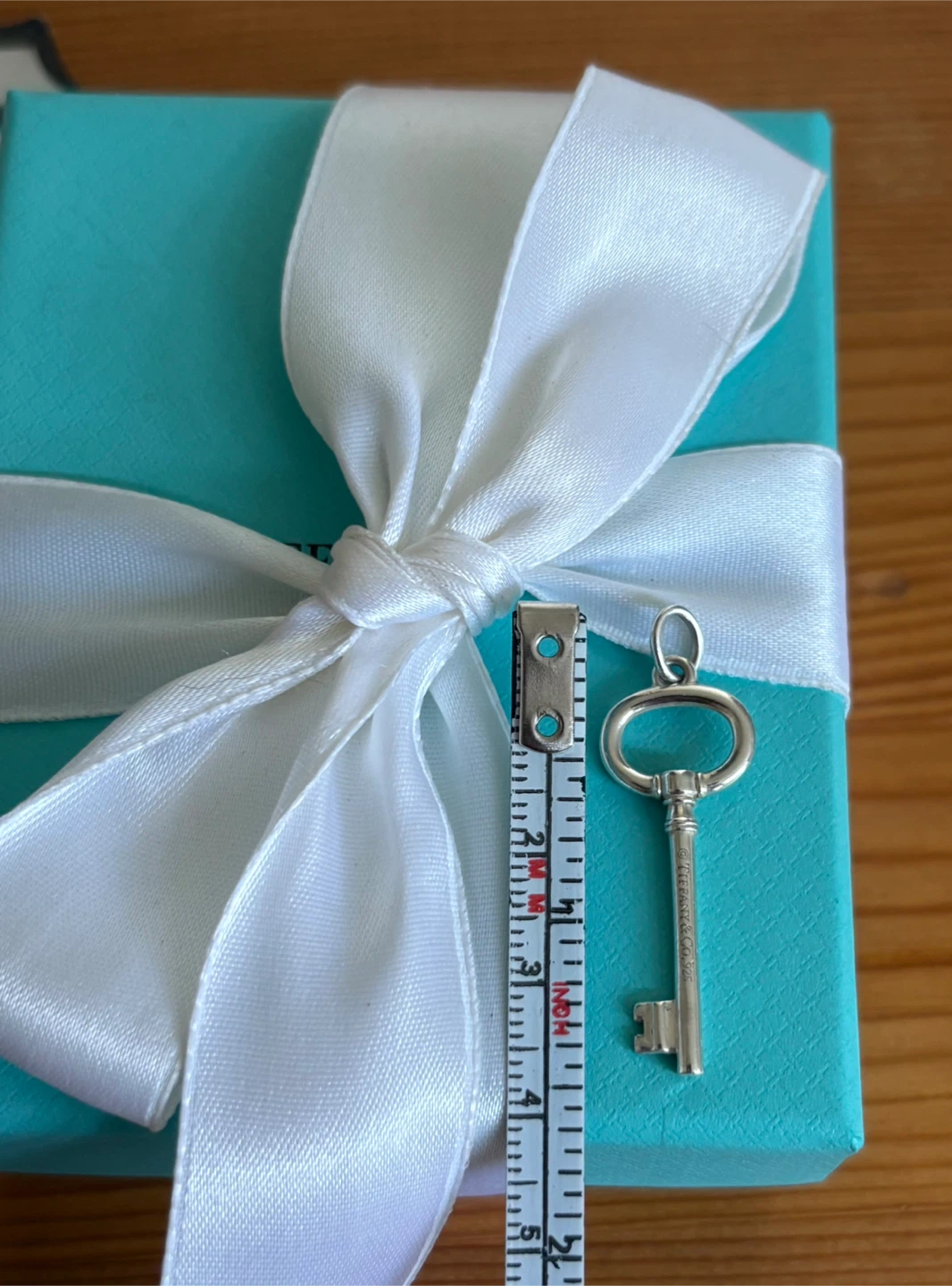 💯 Authentic Tiffany and Co. Oval Key - photo 4