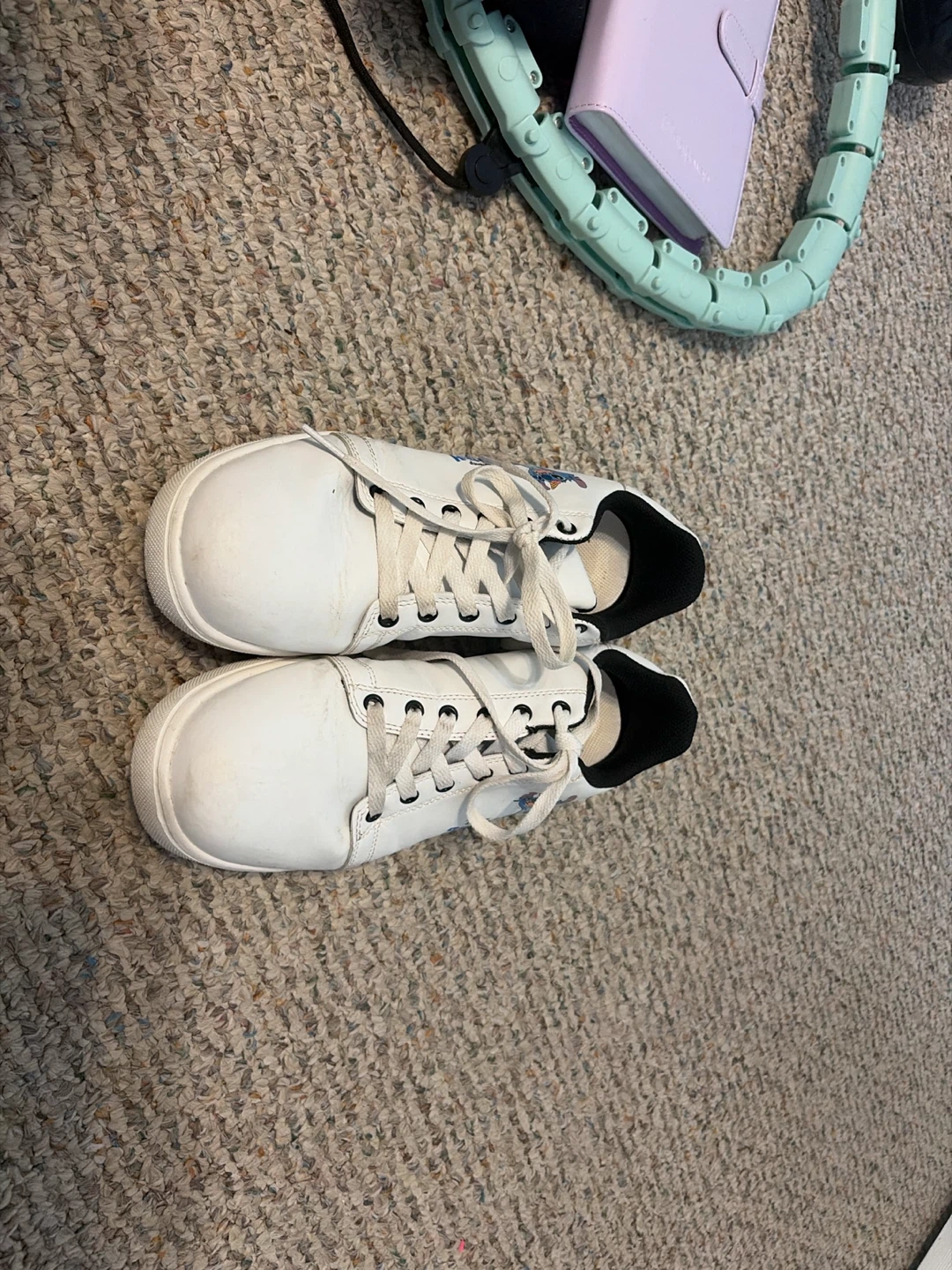 Disney Stitch White Sneakers size 9 - photo 2