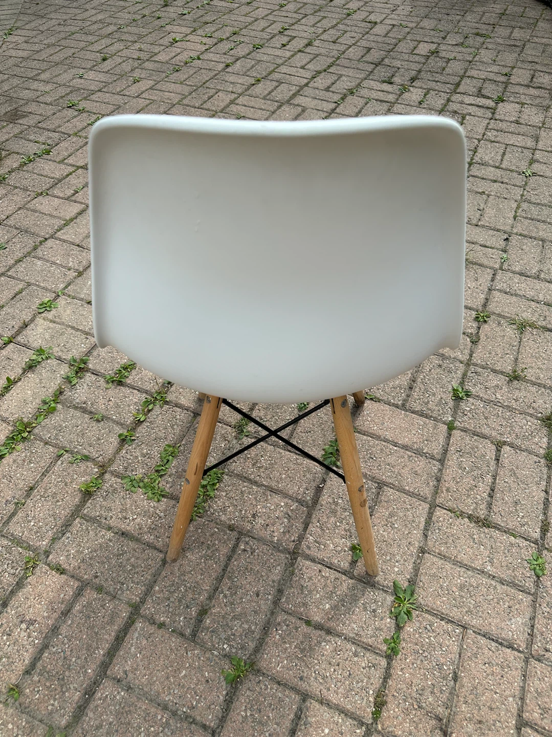 Eiffel Dining Chairs- White Plastic Chair with Wooden Legs - photo 2