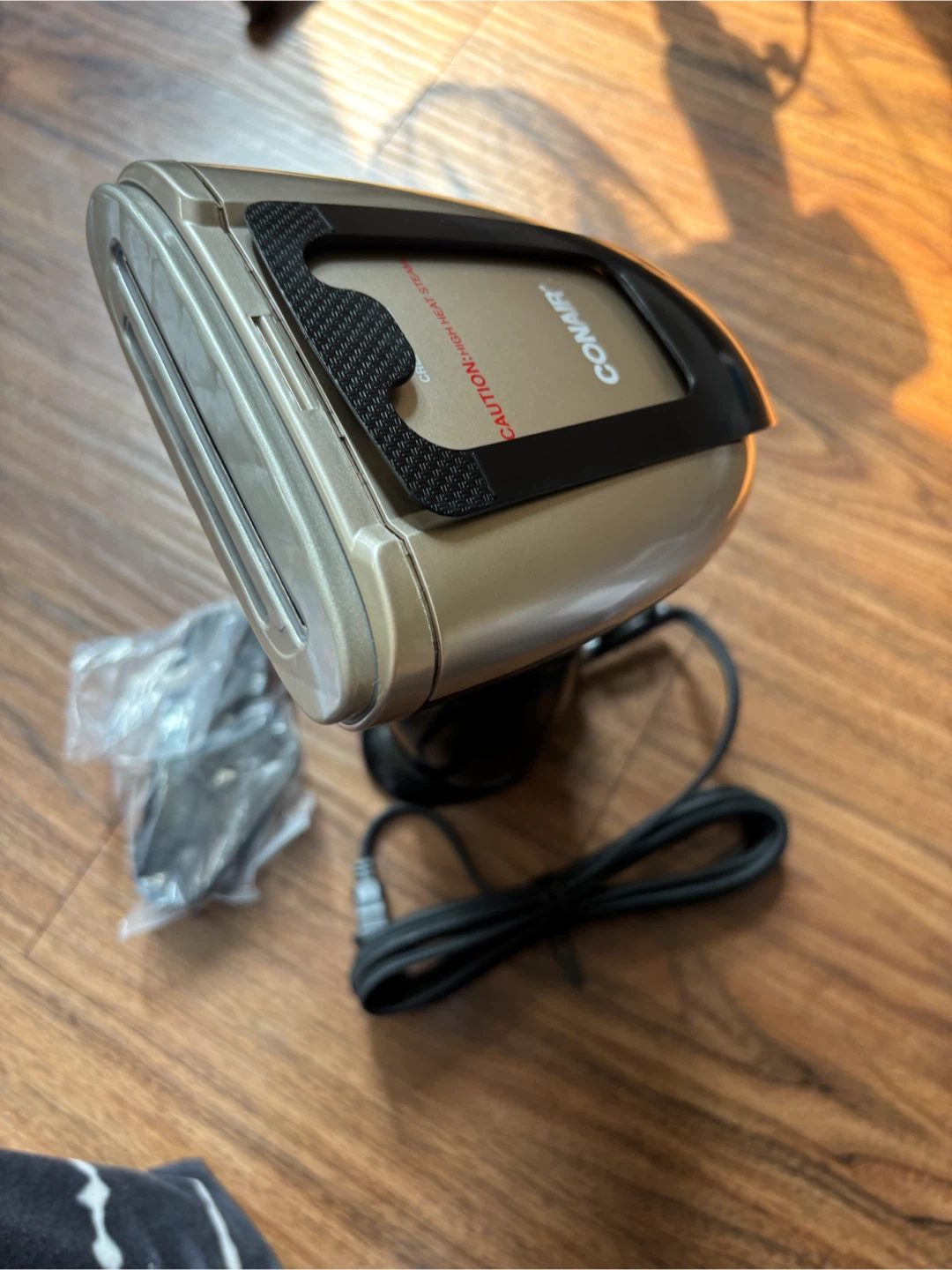 Conair Handheld Garment Steamer Turbo ExtremeSteam 1875W - photo 2
