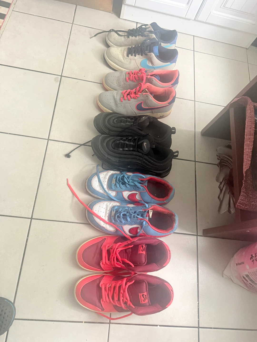 5 pairs Nike Air Force 1 '07 Shoes used