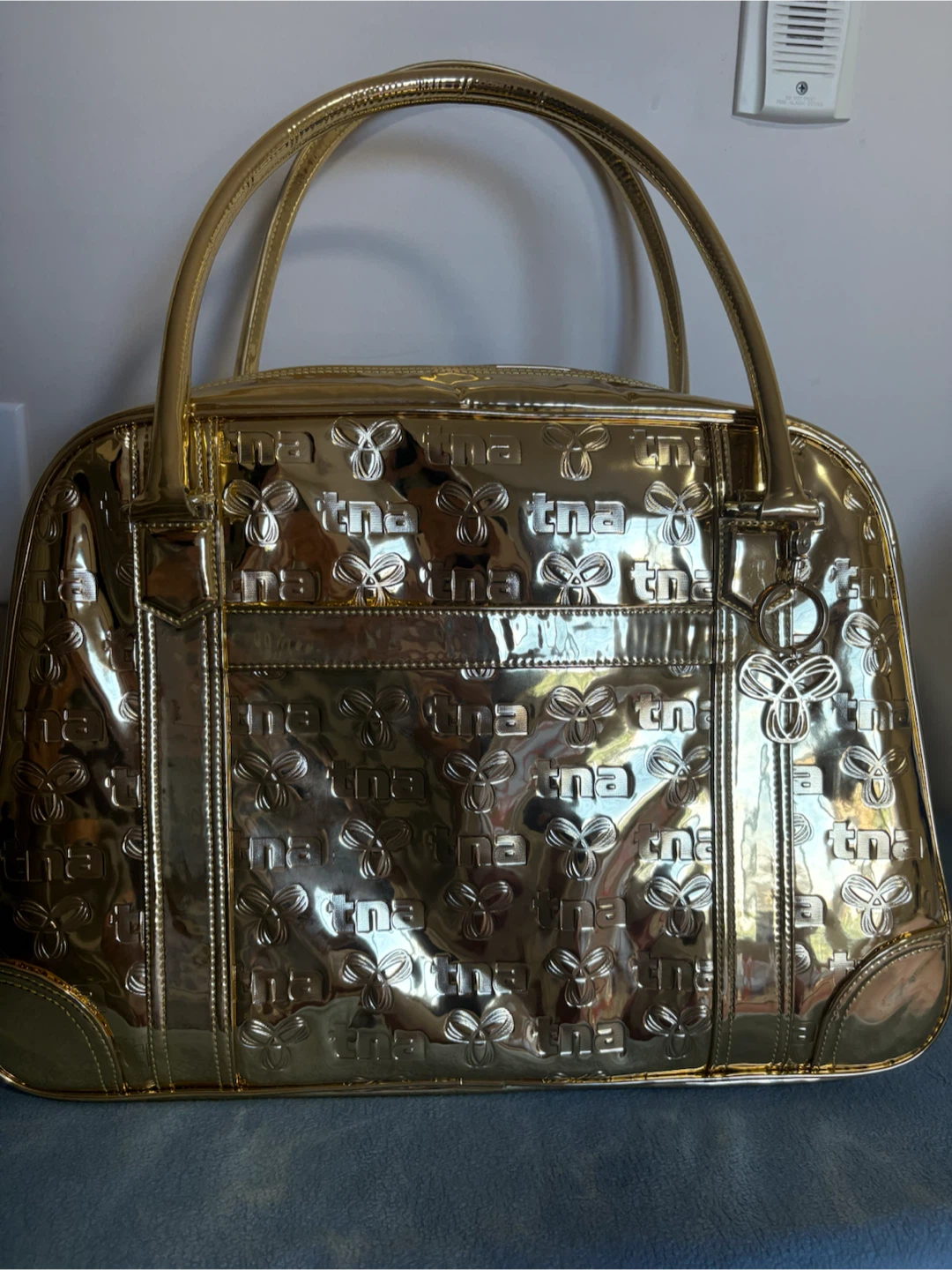 TNA Gold bowler tote Bag - photo 2