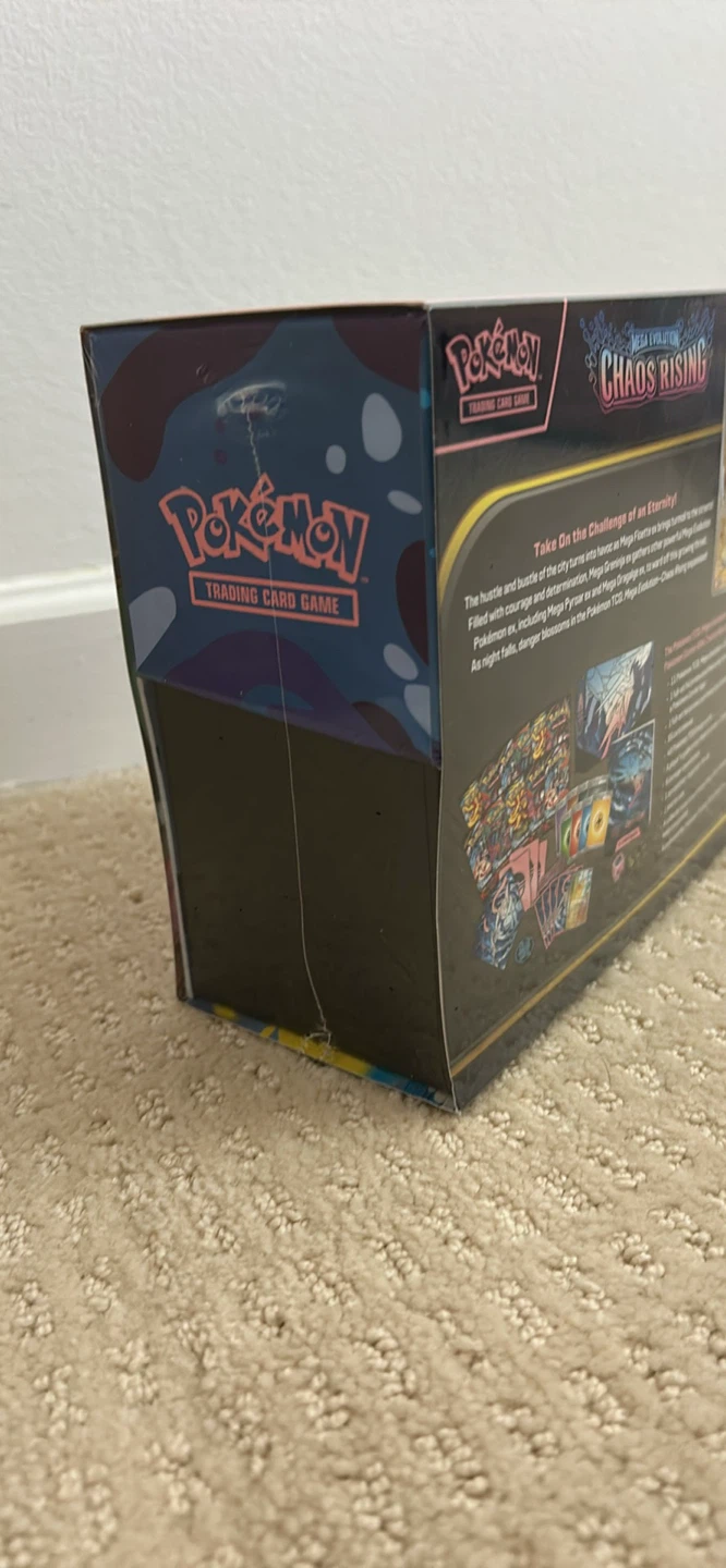Chaos Rising Pokemon Center ETB - photo 2