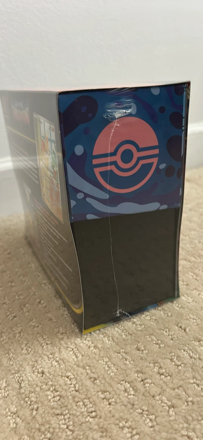 Chaos Rising Pokemon Center ETB - photo 3