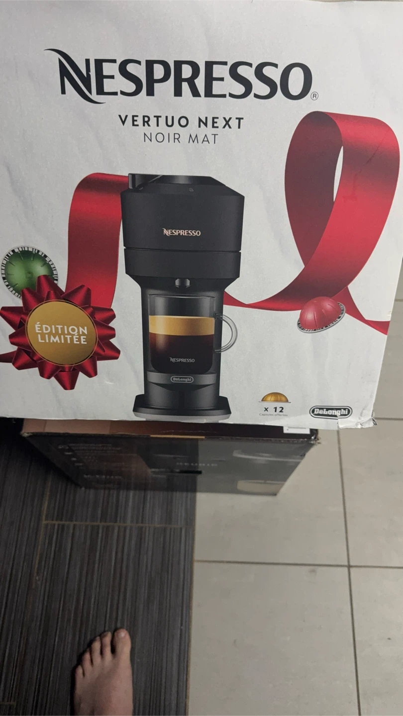 Nespresso Vertuo Next Noir Mat Coffee Machine