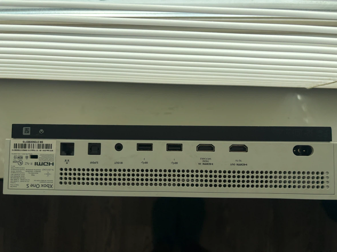XBOX Series One S - photo 3