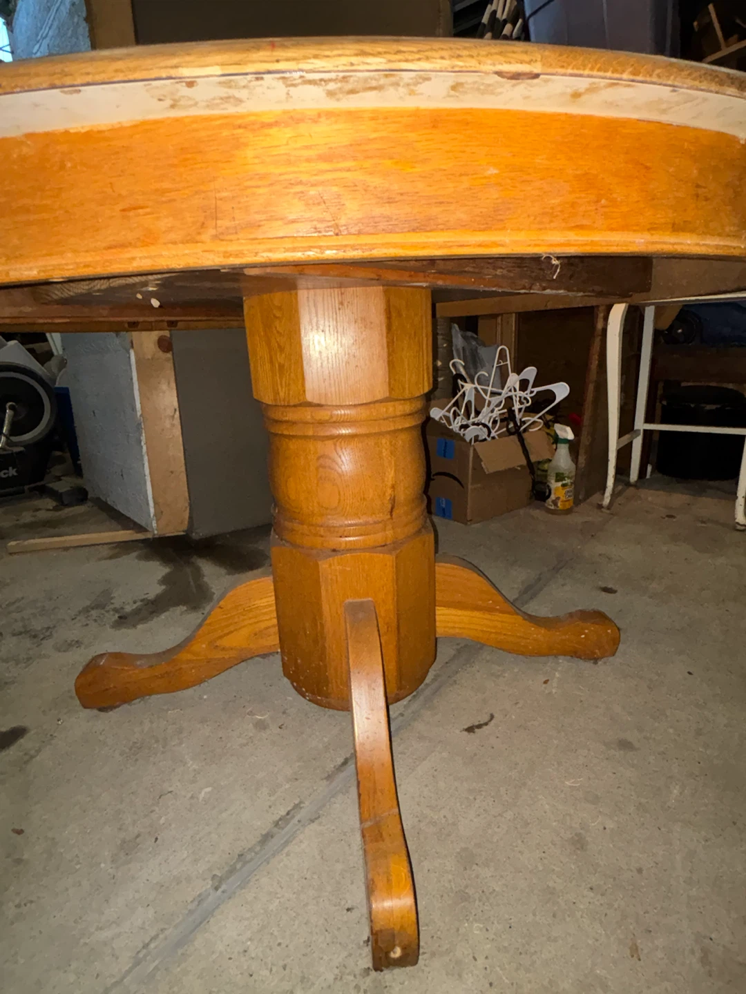Oak Wood Pedestal Dining Table - photo 4