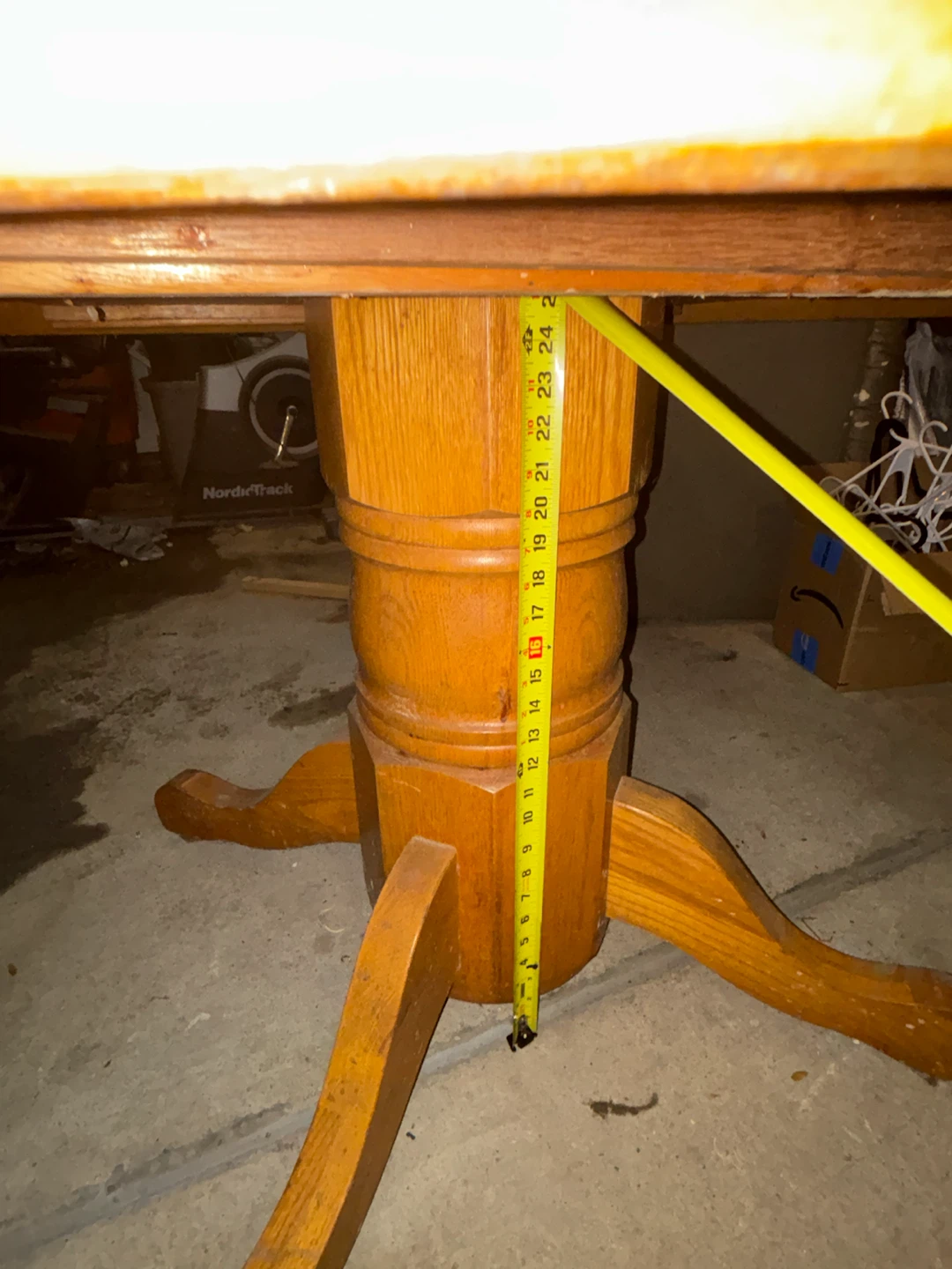 Oak Wood Pedestal Dining Table - photo 5