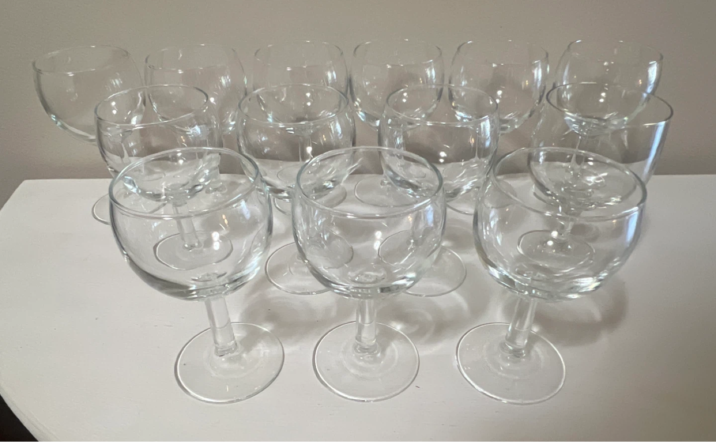 Vintage Ballon Wine Glasses - Set of 13 (Like New)
