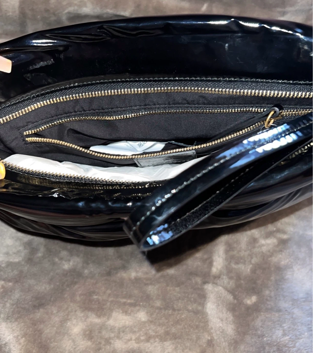 Maison Margiela Black Patent Puffer Glam Slam Bag - photo 2