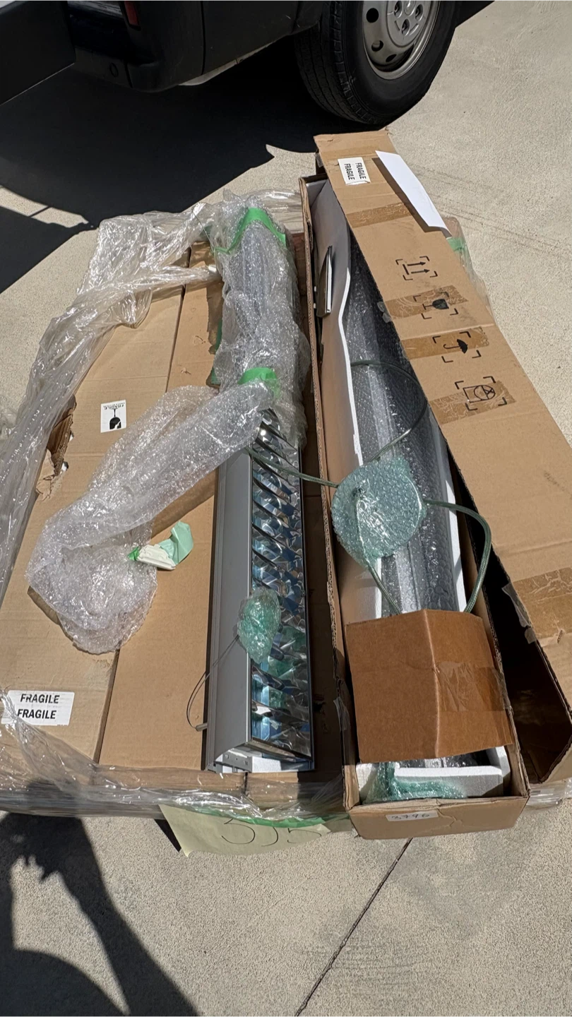 Light Fixture 120-277V (2x28W T5) Quantity-7 - photo 3