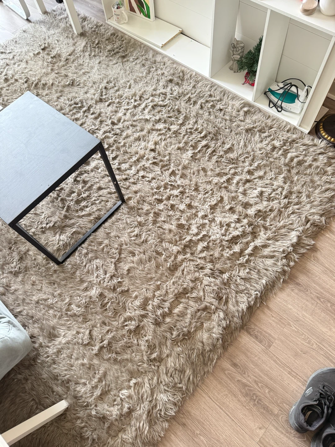 Fluffy beige area rug
