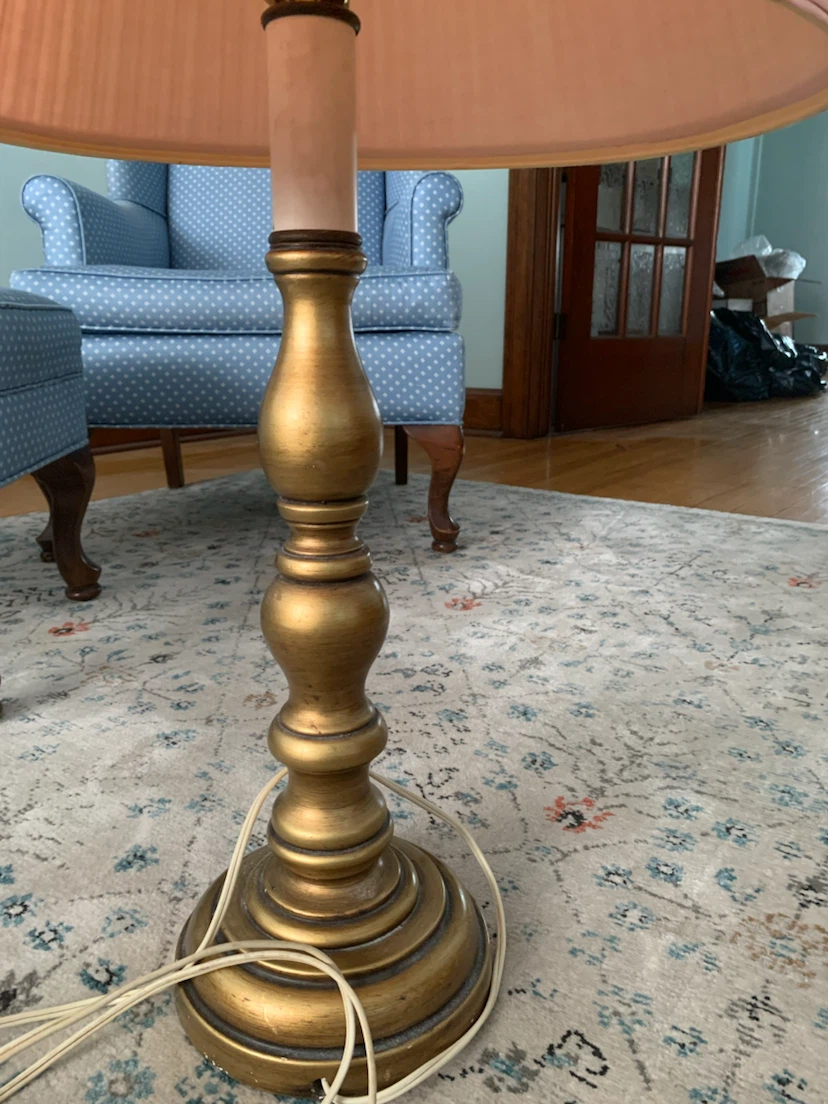 Gold Tone Table Lamp with Pink Pleated Shade - photo 3