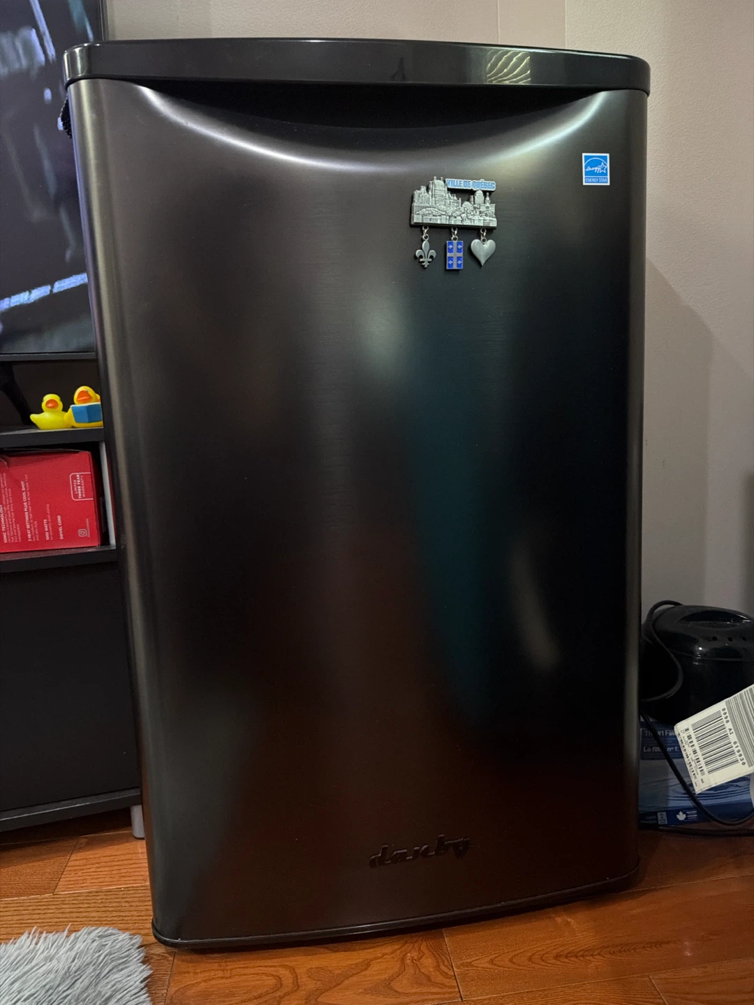 Danby Mini Fridge (Urgent Moving sale// purchased recently)