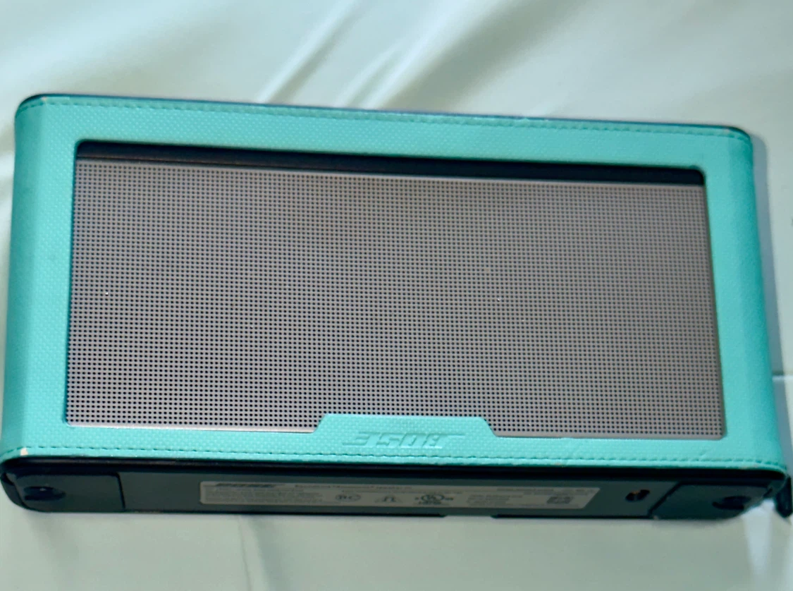 Bose SoundLink lll Bluetooth Speaker - photo 3