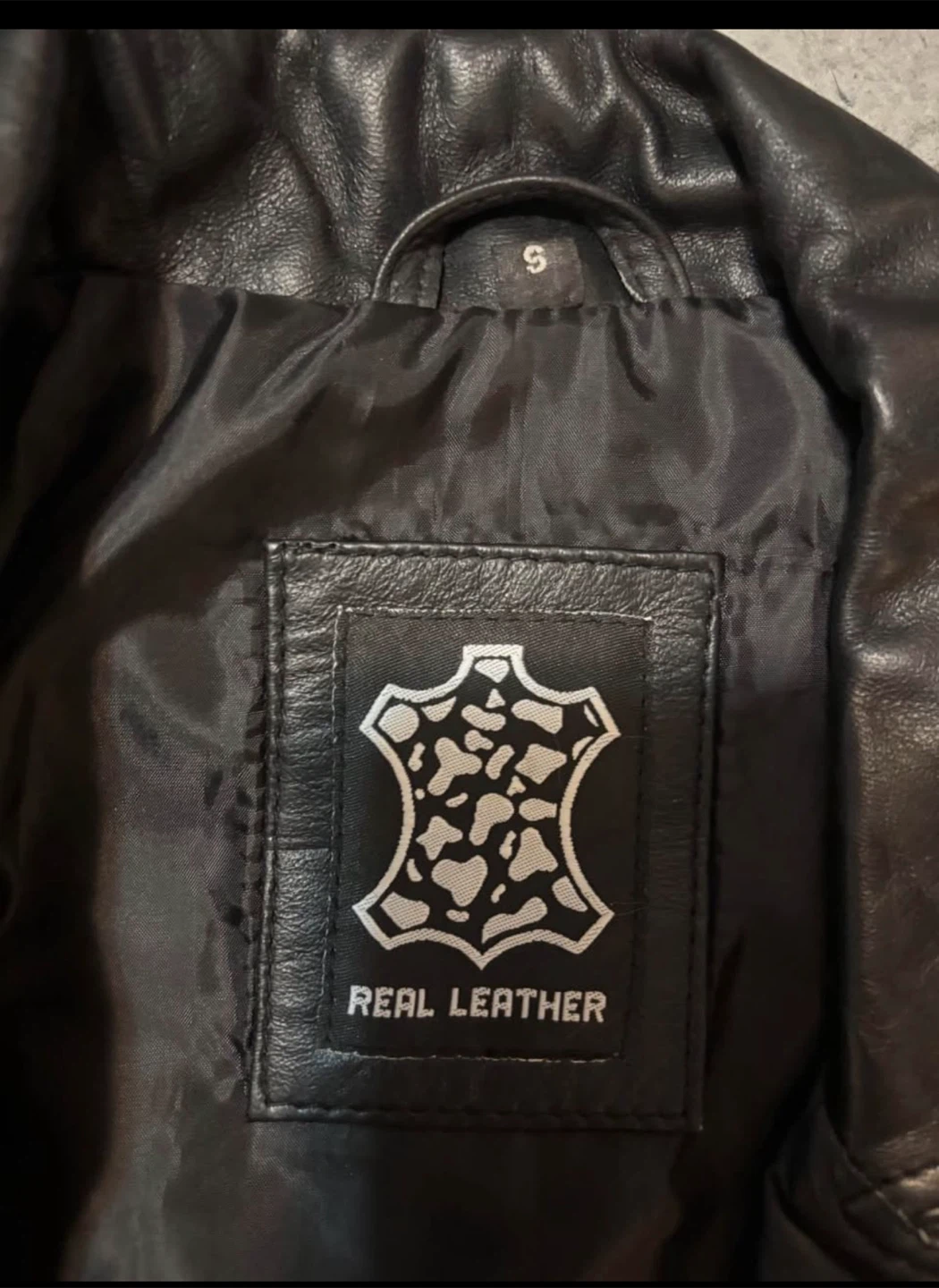 Female Leather jacket - photo 2