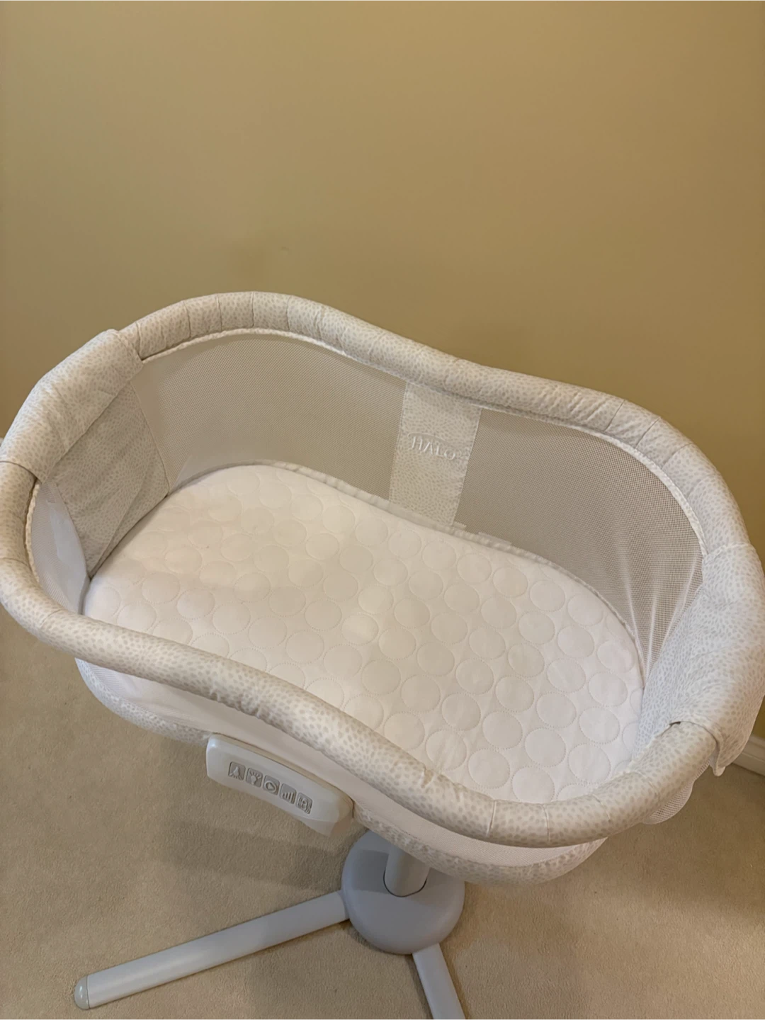 Halo Swivel Bassinet - photo 2