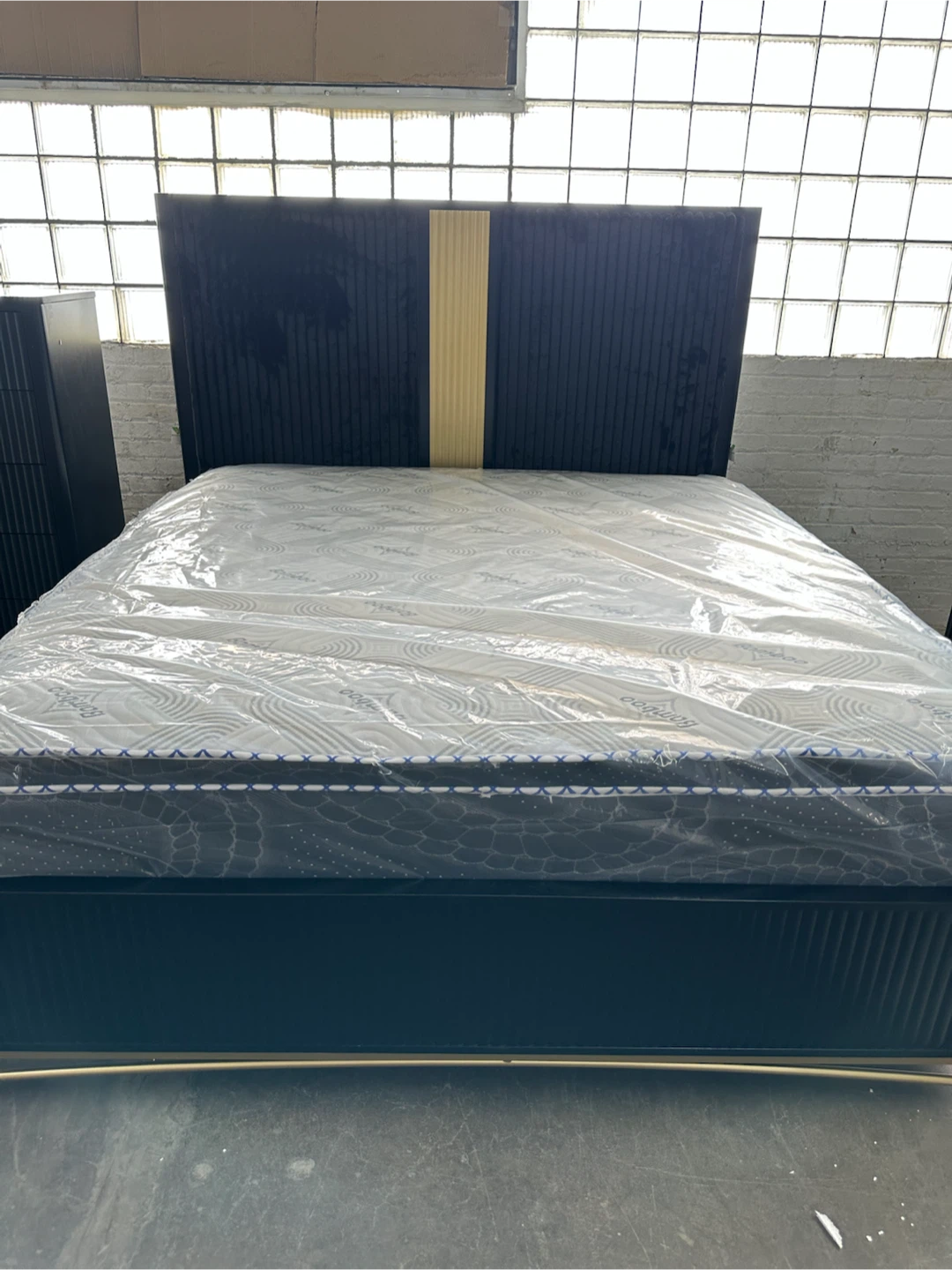 Black Bedroom Set with Marble Tops bf dr Mr NS - photo 3