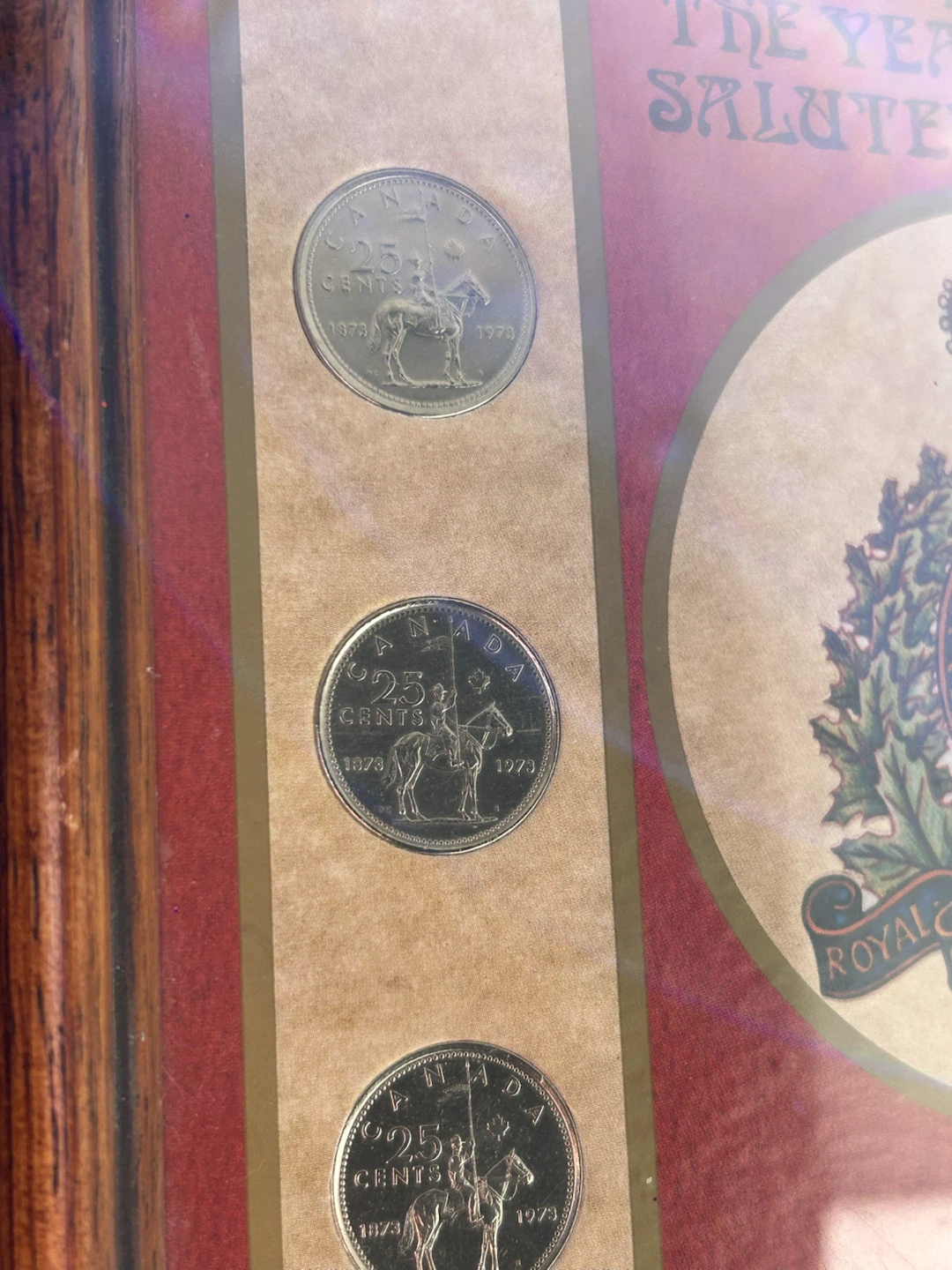 1973 The Year Canada Saluted The Rcmp Framed Coin And Stamp Set - photo 3