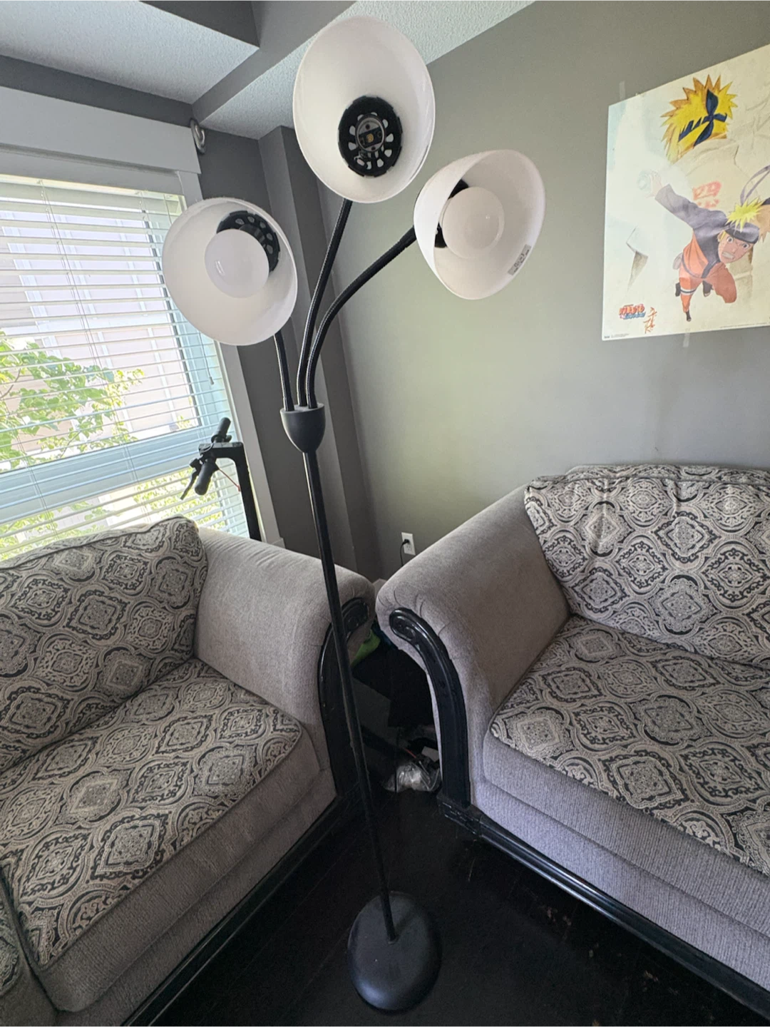 Black 3-Head Floor Lamp - photo 2