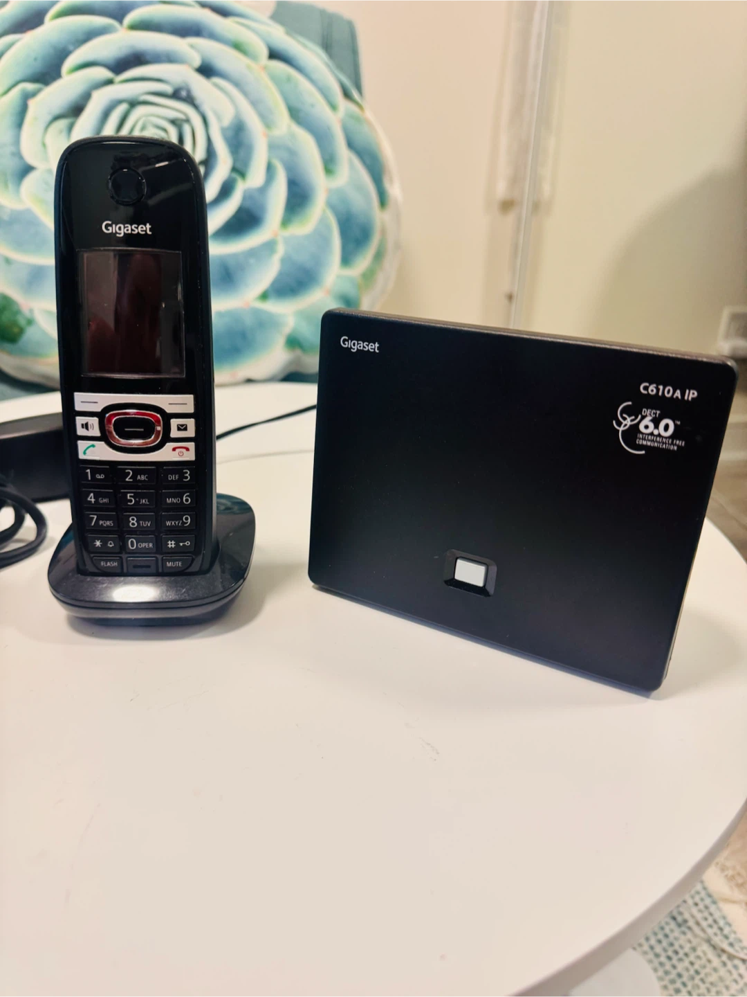 Gigaset C610A IP Cordless Phone System - photo 2