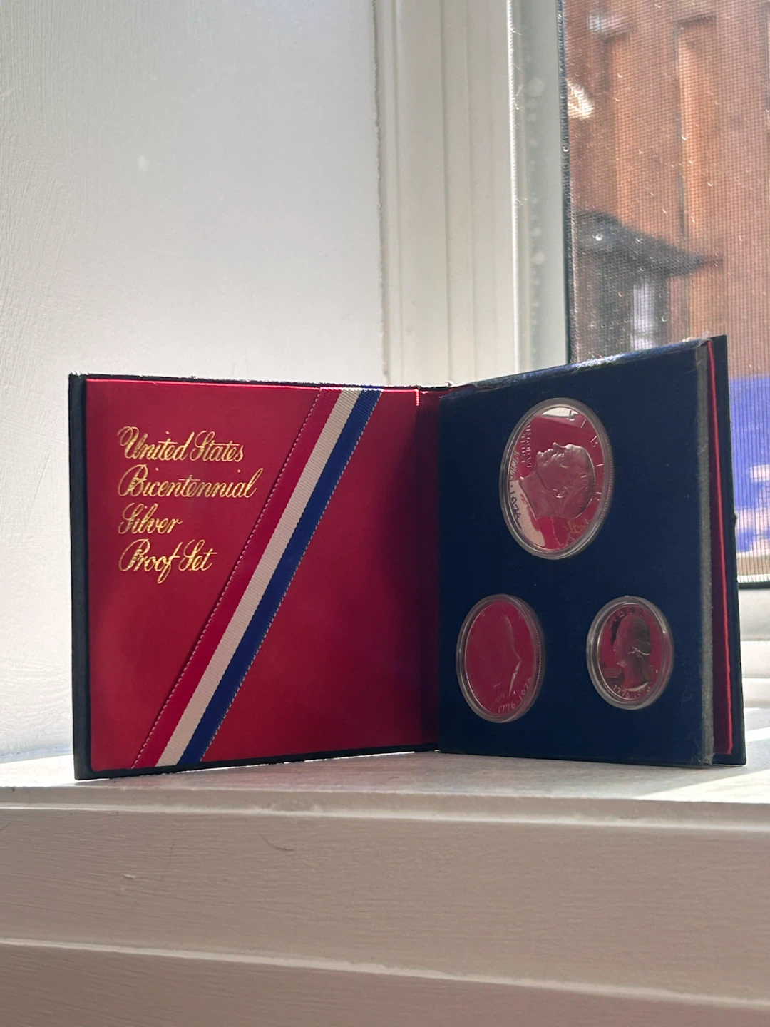 Multiple coin sets collectors items - photo 2