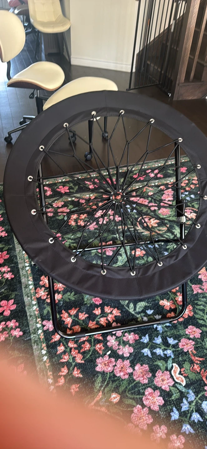 Black Round Saucer Chair