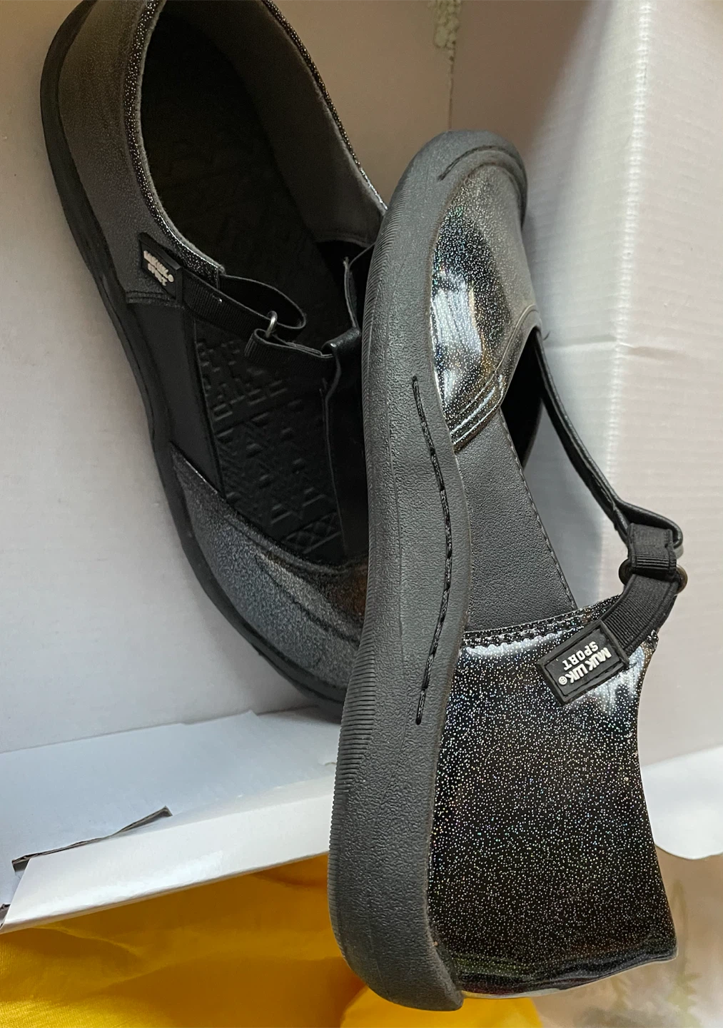 Muk Luks Black Glitter T-Strap Mary Jane Shoes Size 10 - photo 3