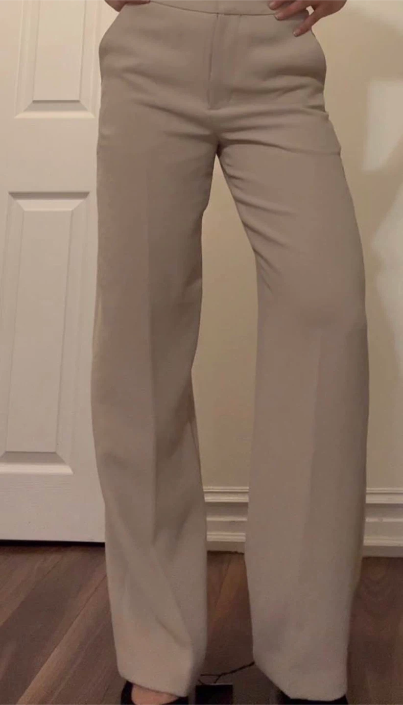Aritzia cream pants size two - photo 2