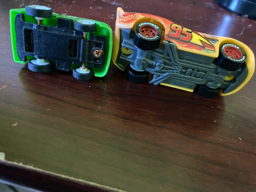 Disney Pixar Cars Toys - Lightning McQueen & Sanitation Truck - photo 5
