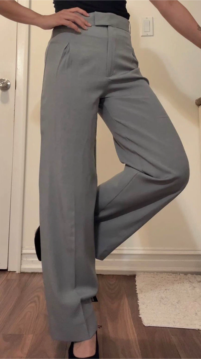 Women’s pants size small - gray wide leg