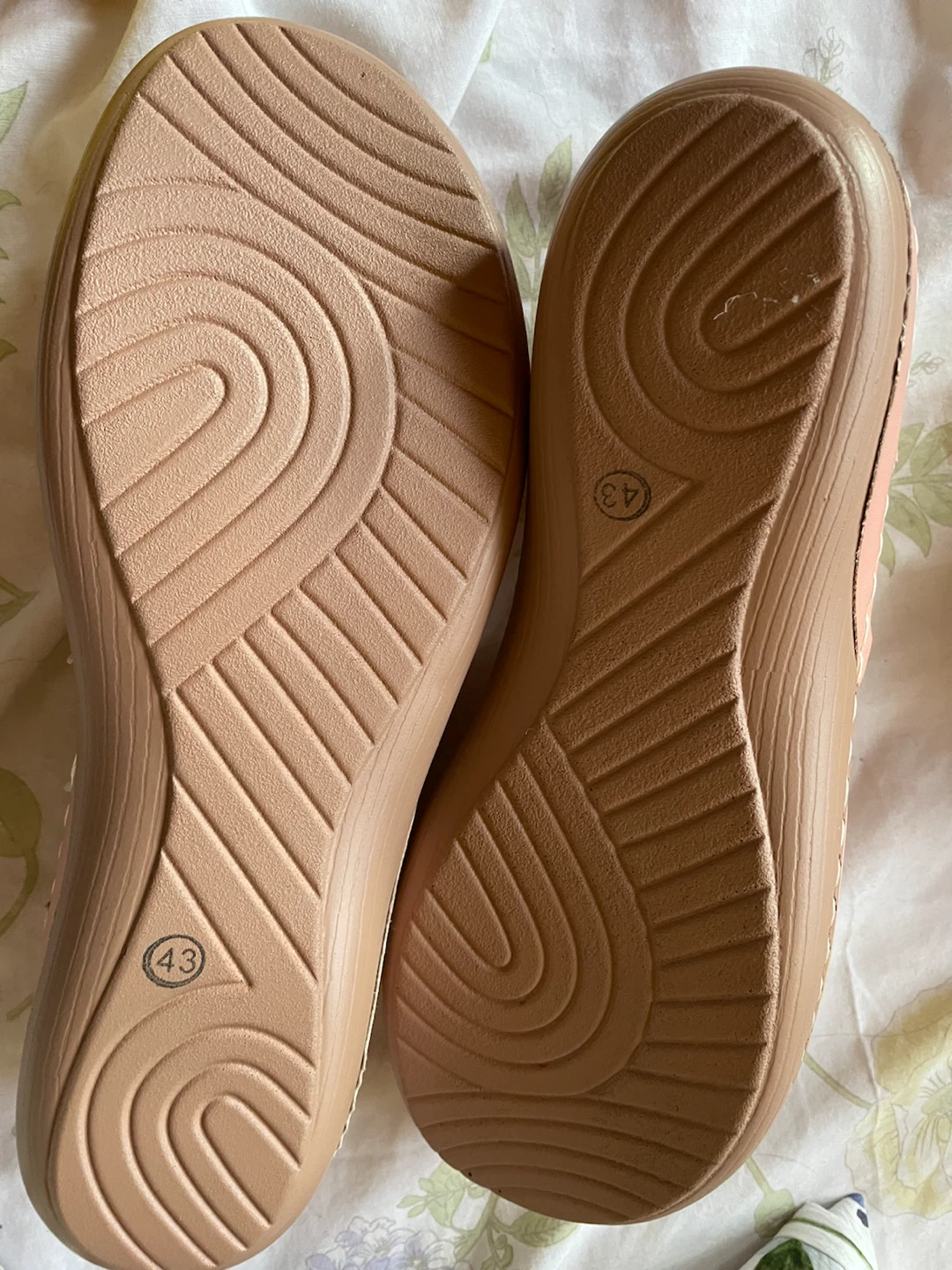 Bare Traps Women's Perforated Slip on Flats - Size 43 - photo 4
