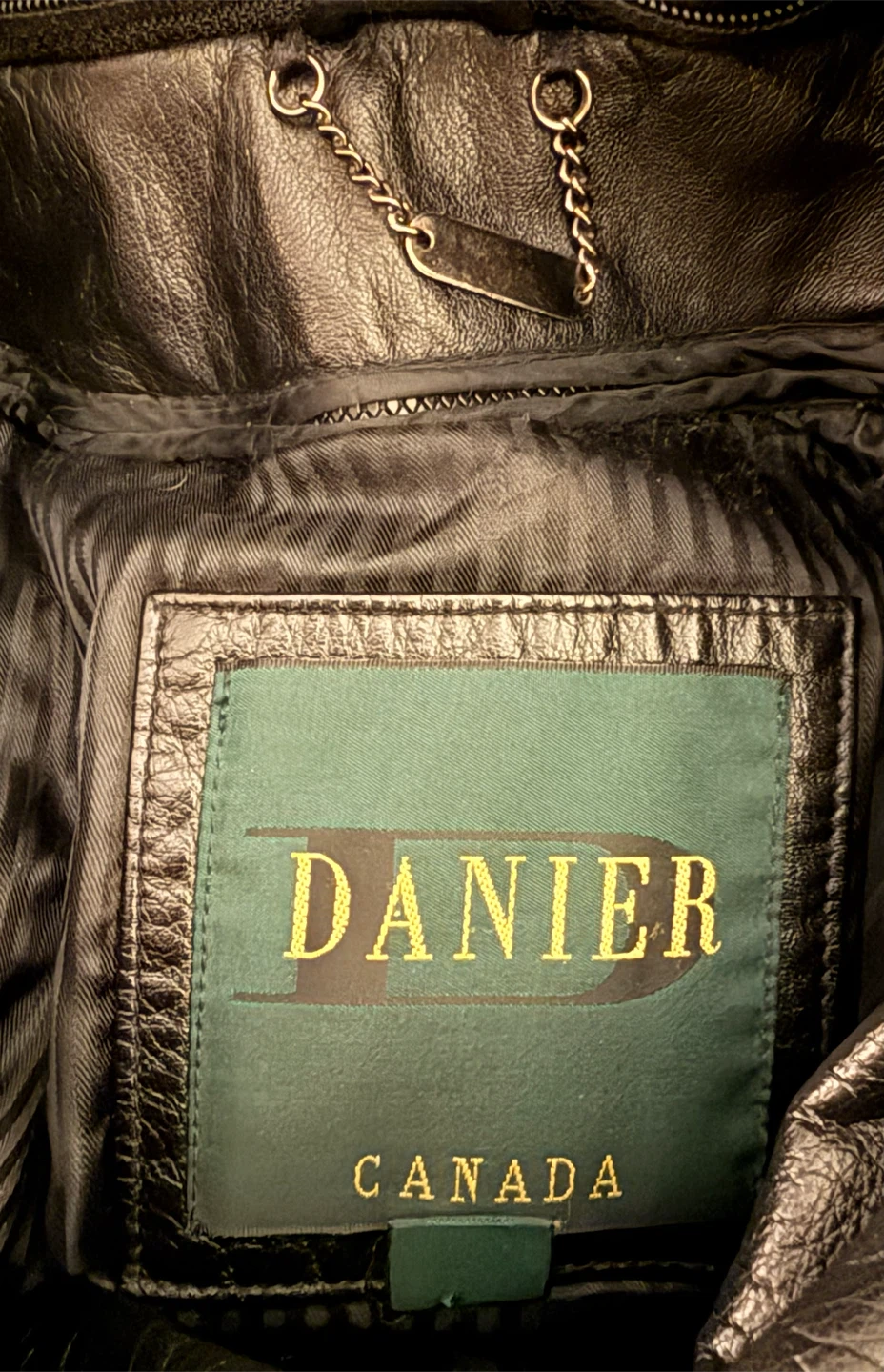 Danier Women's Leather Trench Coat Faux Fur Removable Collar - photo 5