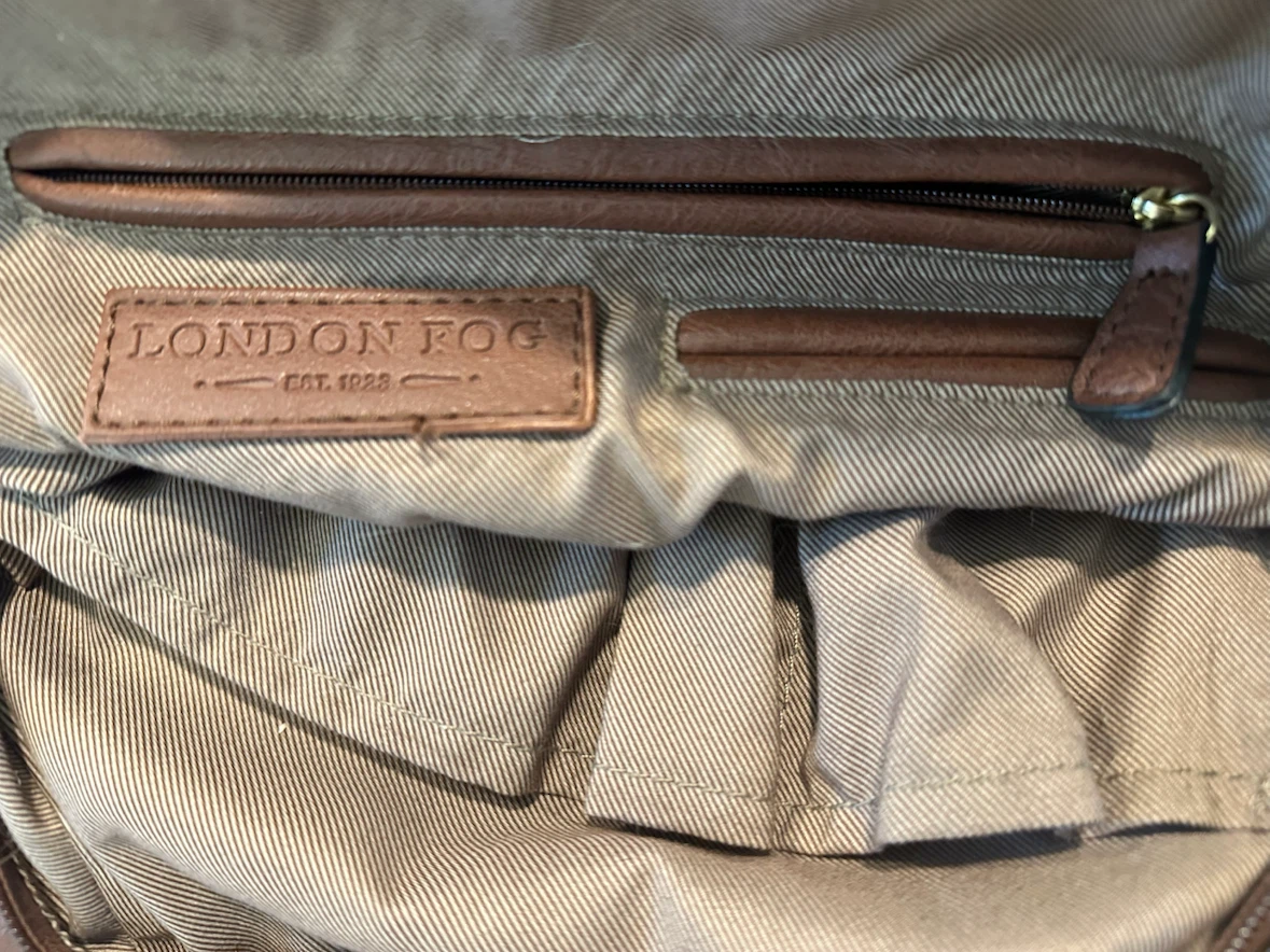London Fog Faux Ostrich Skin Purse - photo 3