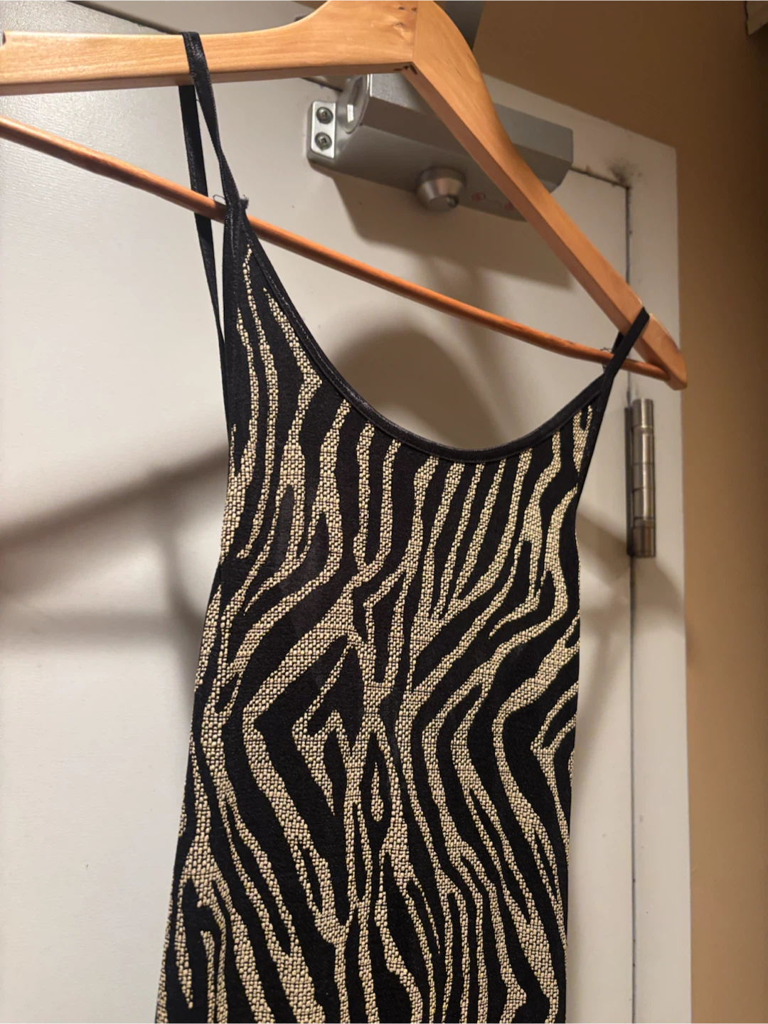 Sexy Cross-back Maxi Dress Zebra Print, size L - photo 3