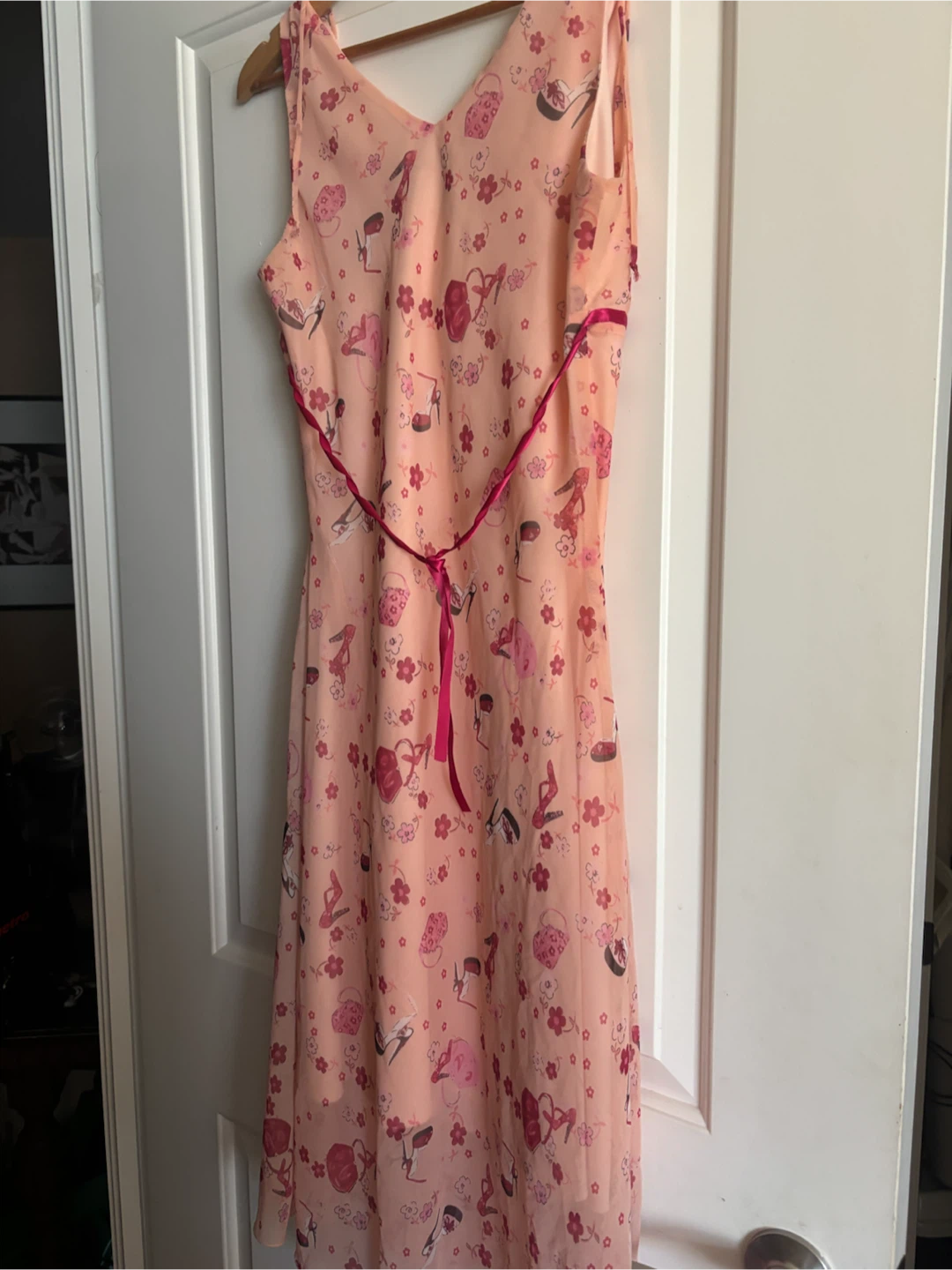 Pink floral/stilettos print midi slip dress, size M - photo 5