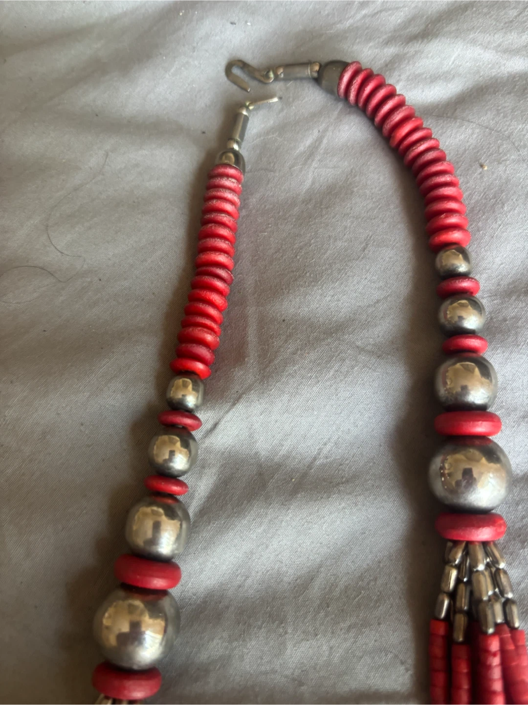 Vintage Red Beaded Necklace with Silver Tone Accents - photo 3