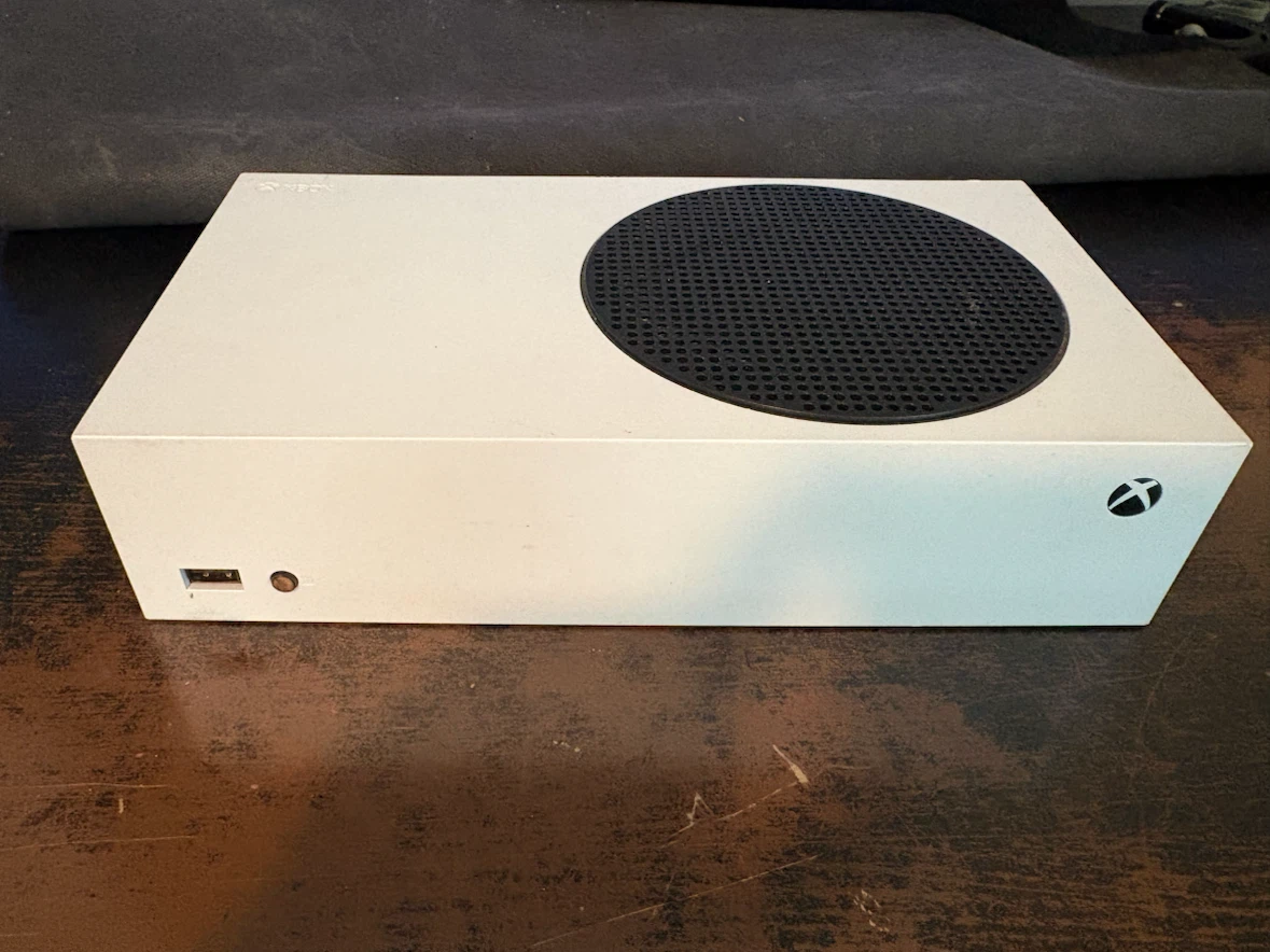 Xbox Series S Console with Controller - photo 2