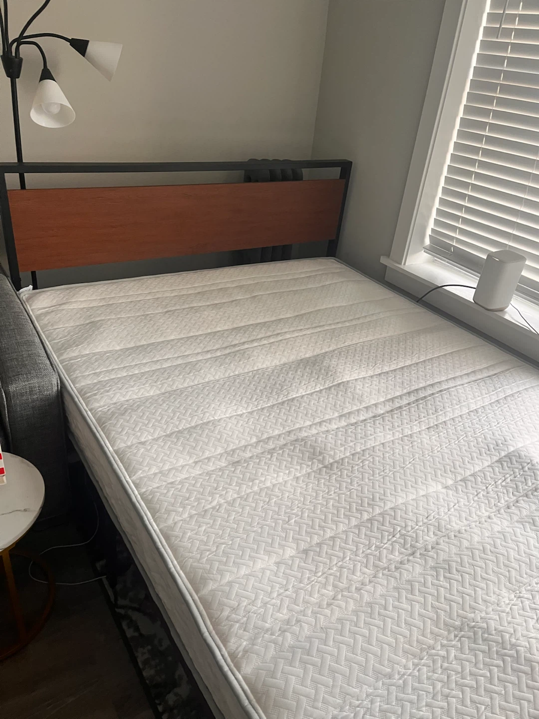 Queen size bed frame + free mattress