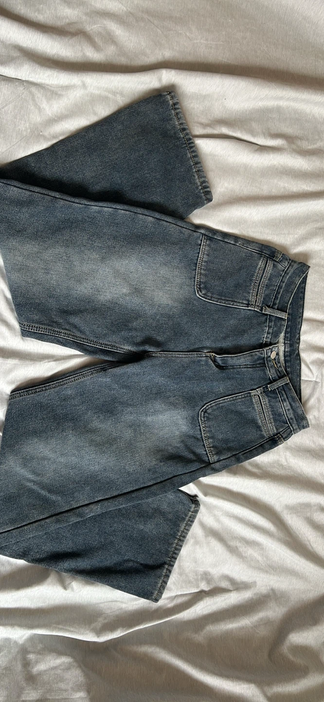 Women's Flared Jeans - photo 3