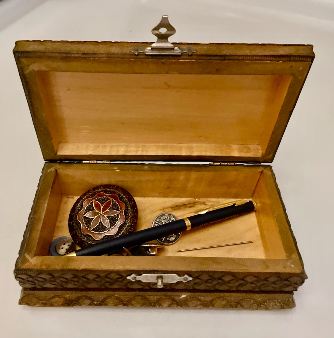 Vintage Carved Wooden Trinket Box with Pin - photo 4