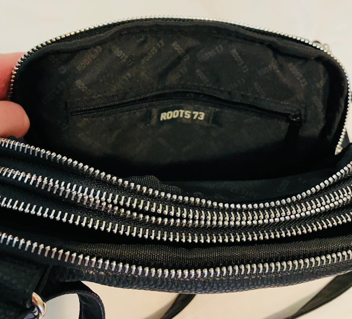 Roots black leather purse - photo 5