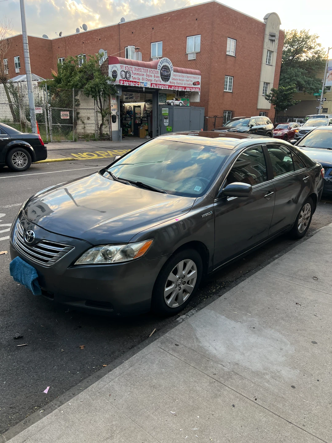 2007 Toyota Camry Hybrid XLE Sedan 4D